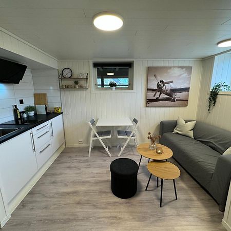 Mini Apartment In Centre Of Jorpeland Bagian luar foto