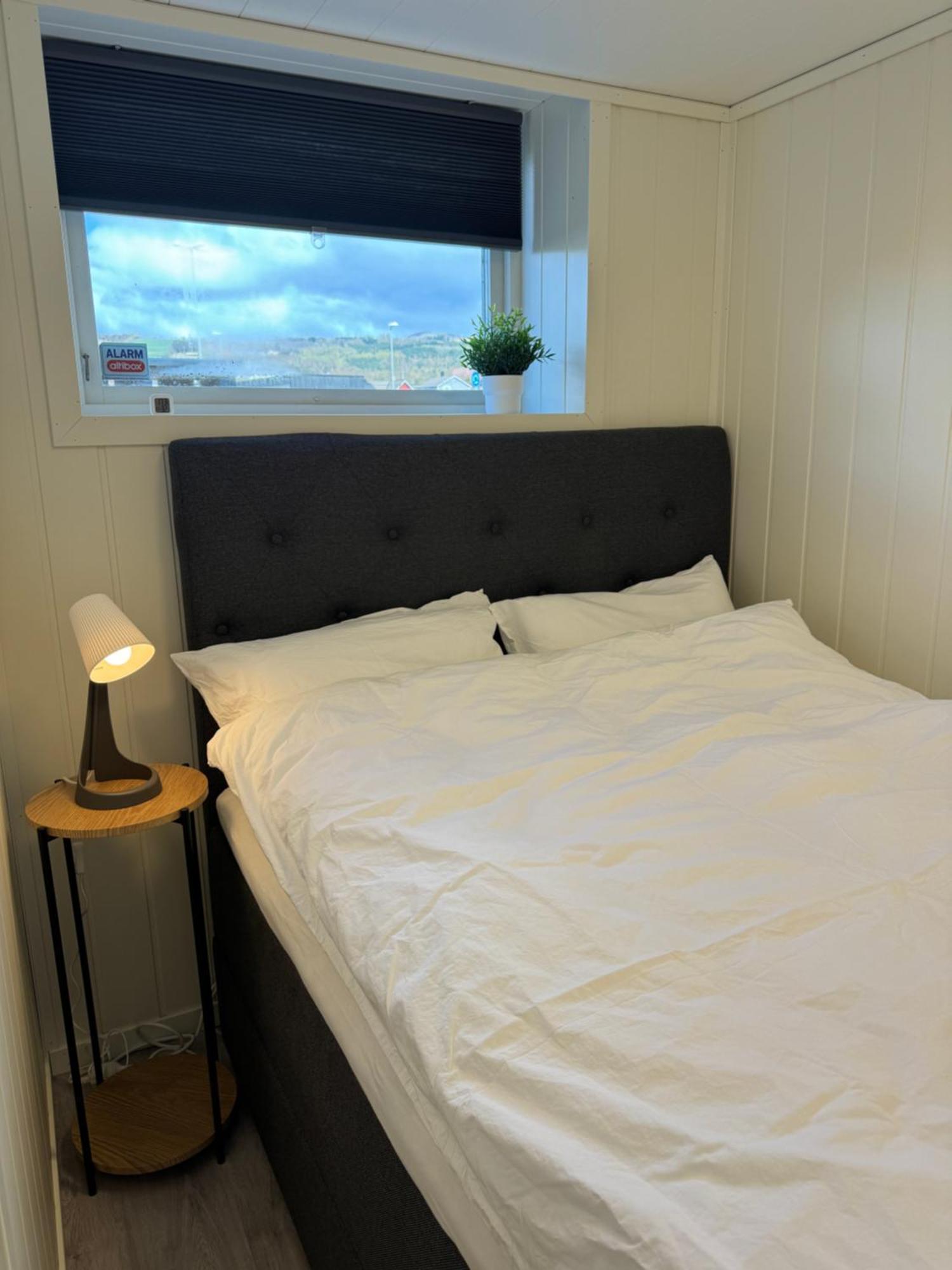 Mini Apartment In Centre Of Jorpeland Bagian luar foto