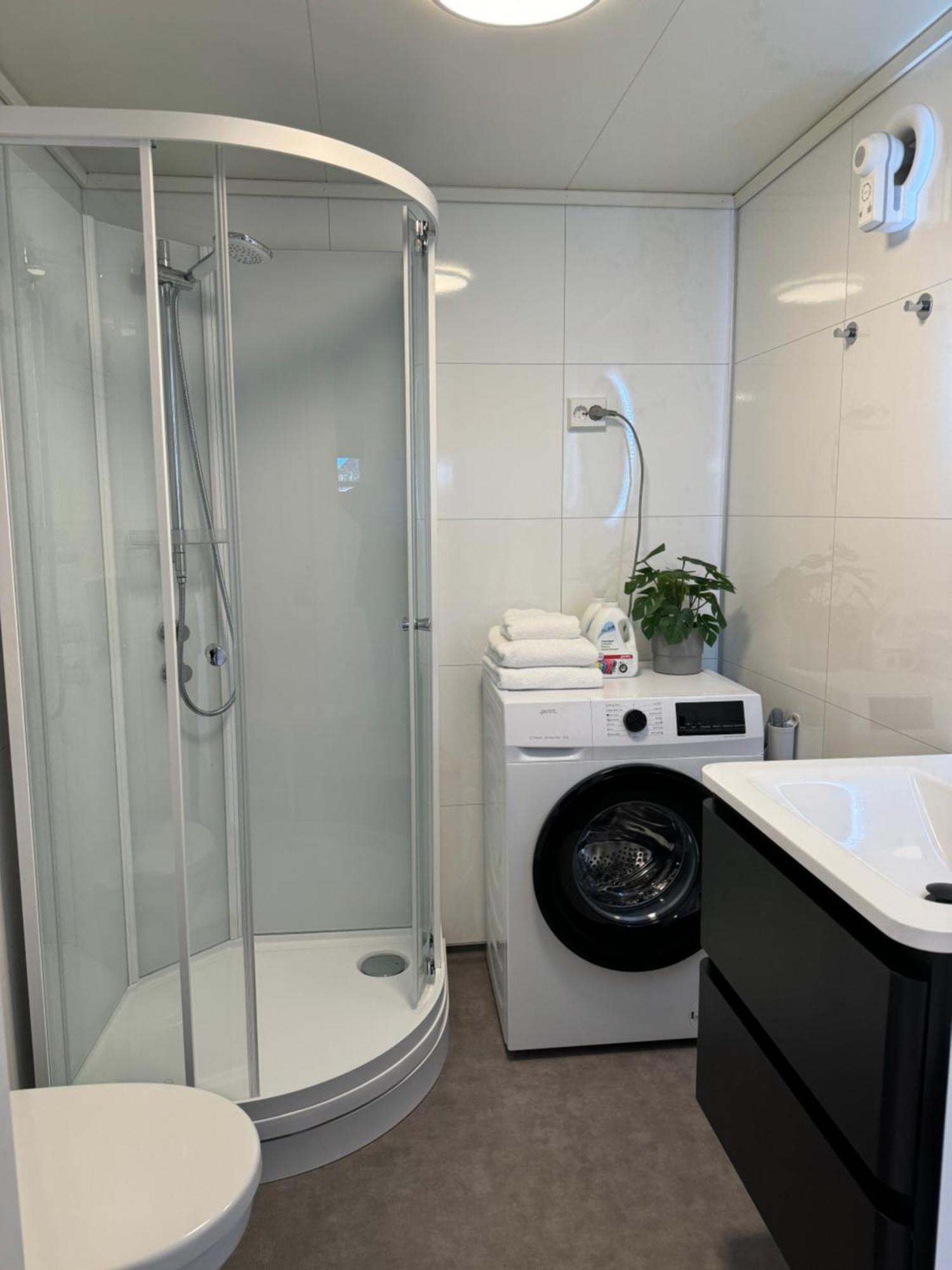 Mini Apartment In Centre Of Jorpeland Bagian luar foto