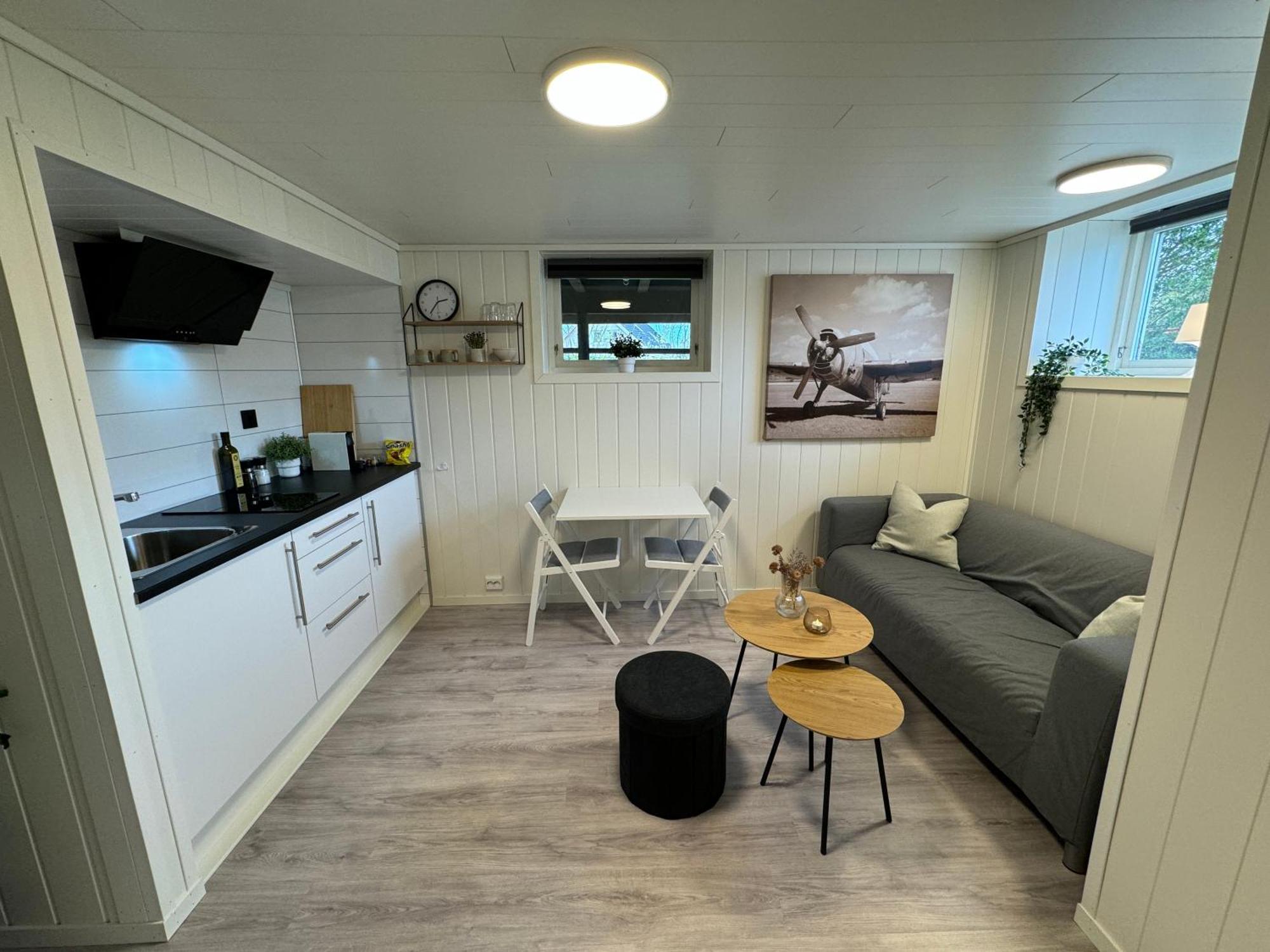 Mini Apartment In Centre Of Jorpeland Bagian luar foto