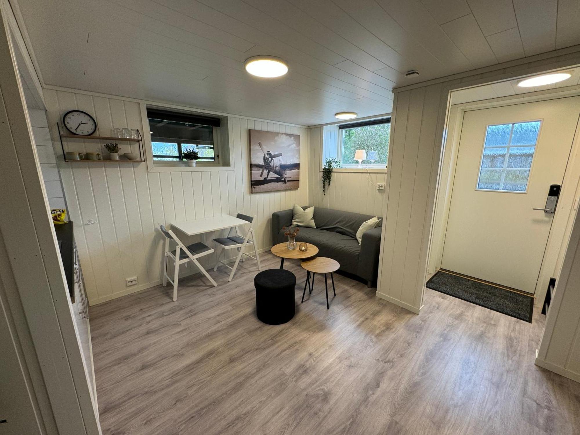 Mini Apartment In Centre Of Jorpeland Bagian luar foto